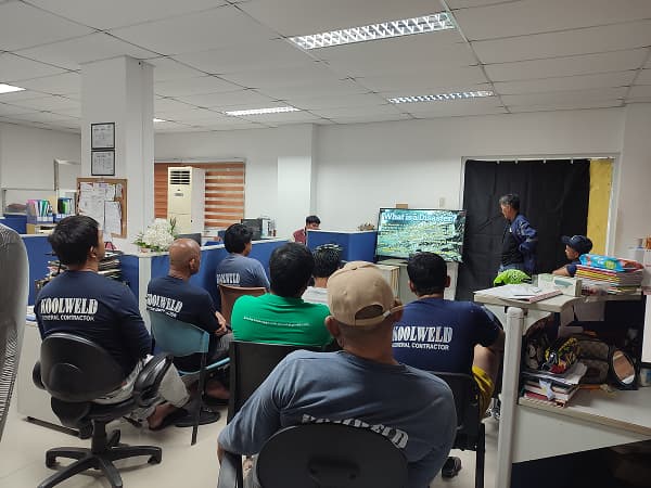 Safety Meeting & Training